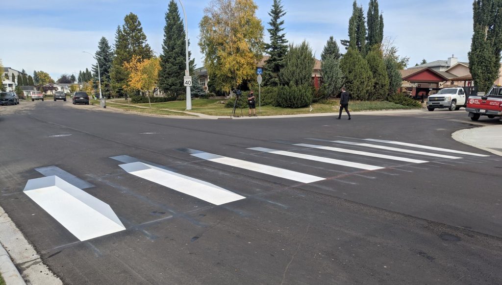 The City of Beaumont now has a new, innovative way to encourage safe crossing: an optical illusion that signals cars to safely stop for pedestrians.