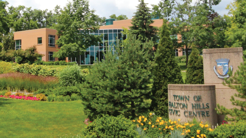 Halton Hills, Town of ON - civic centre